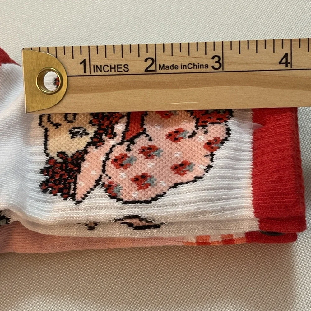 NWT Pack Of‎ 2 Pairs Of Mid-Crew Socks - Shoe Sz 4-10 - Strawberry Shortcake New